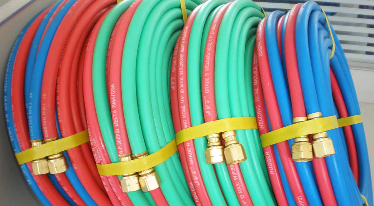 代替進(jìn)口膠管